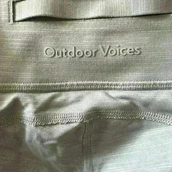Outdoor Voices TechSweat leggings, size medium. Gray in color. EUC - Picture 4 of 5